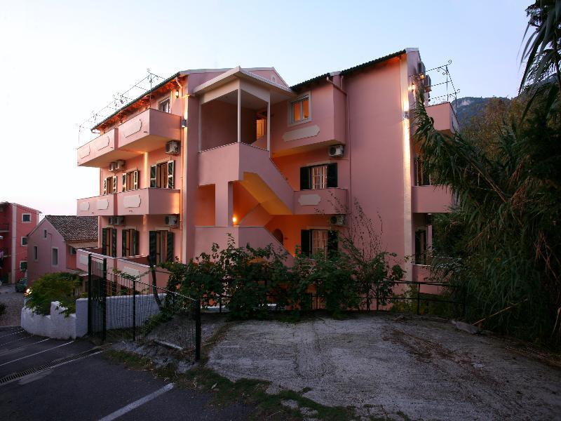 Alexis Apartments ベニテス エクステリア 写真